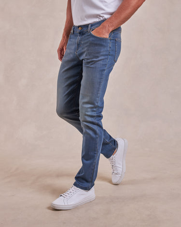 R51 Denim - 4-Way Stretch Jean - Whitley Wash