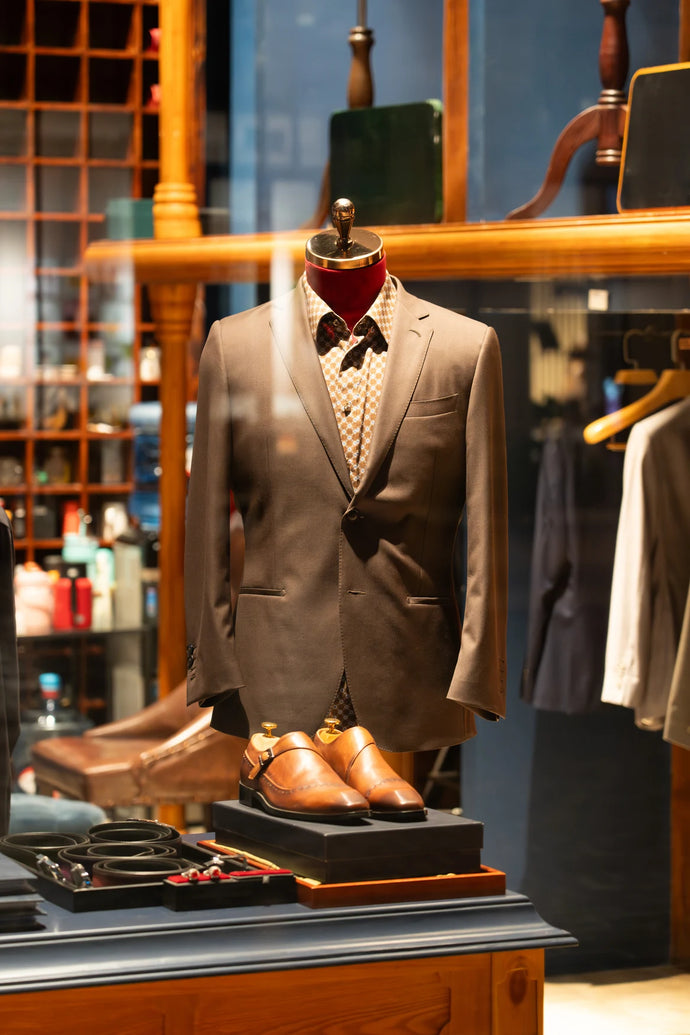 elegant-tailored-suit-display-modern-fashion-enthusiasts